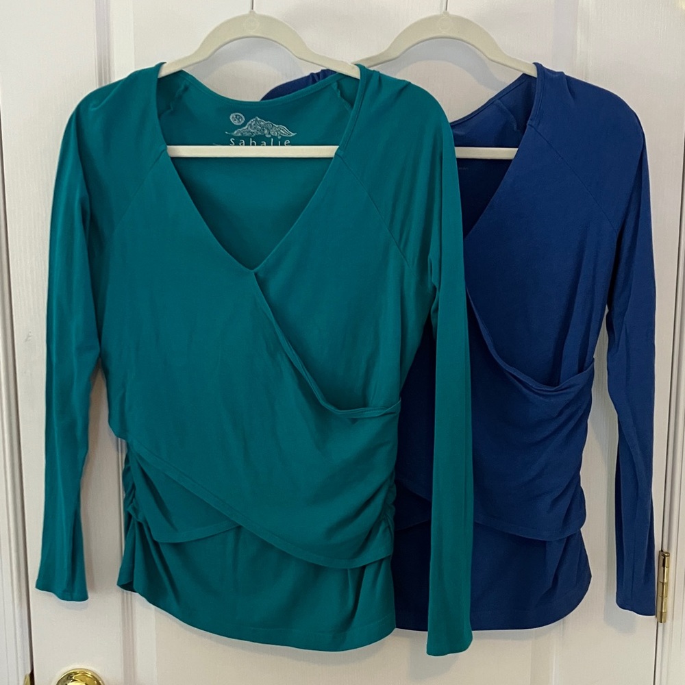 Pack of 2 rayon spandex knit tops Medium